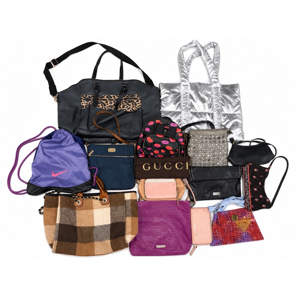Gucci, Michael Kors, Betsey Johnson, Nike Purse & Wallet 15 Piece Wholesale Lot